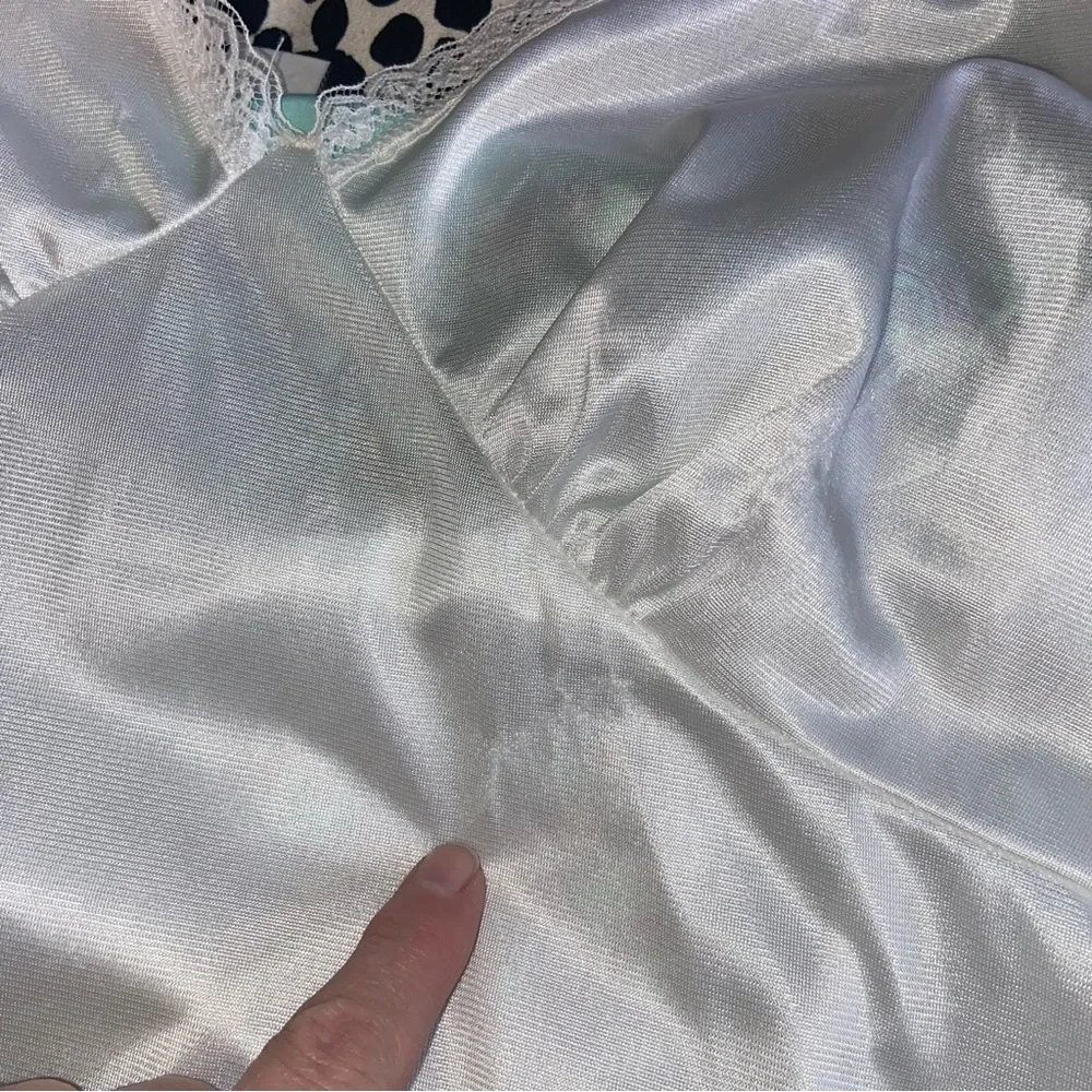 Vintage Nylon Slip Under Dress Womens Size 38 White Silky Satin Adjustable Strap - Picture 7 of 11